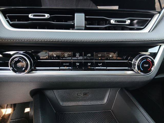 New 2026 Chevrolet Equinox LT image 18