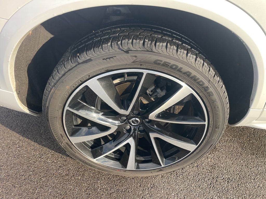 Certified 2023 Volvo XC90 B6 Plus w/ Protection Package image 12