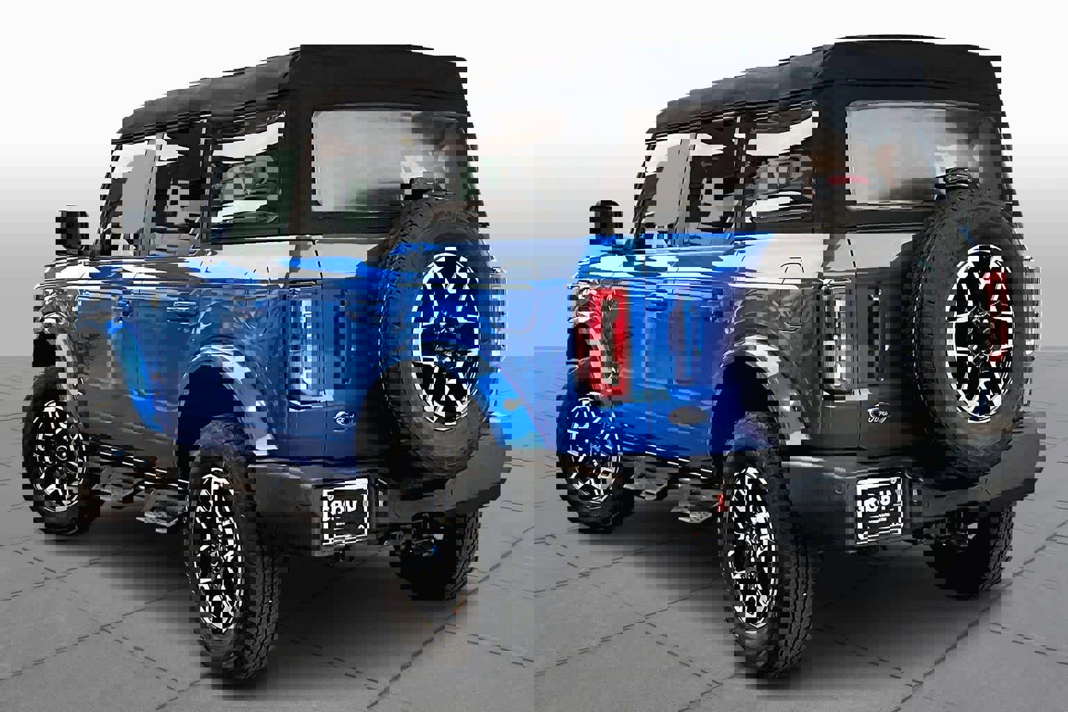 Used 2023 Ford Bronco Outer Banks image 11