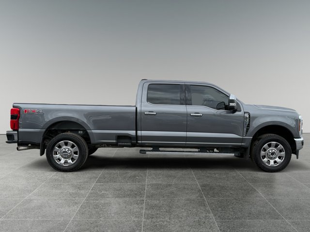 Certified 2025 Ford F250 Lariat w/ Chrome Package AWD/4WD image 6