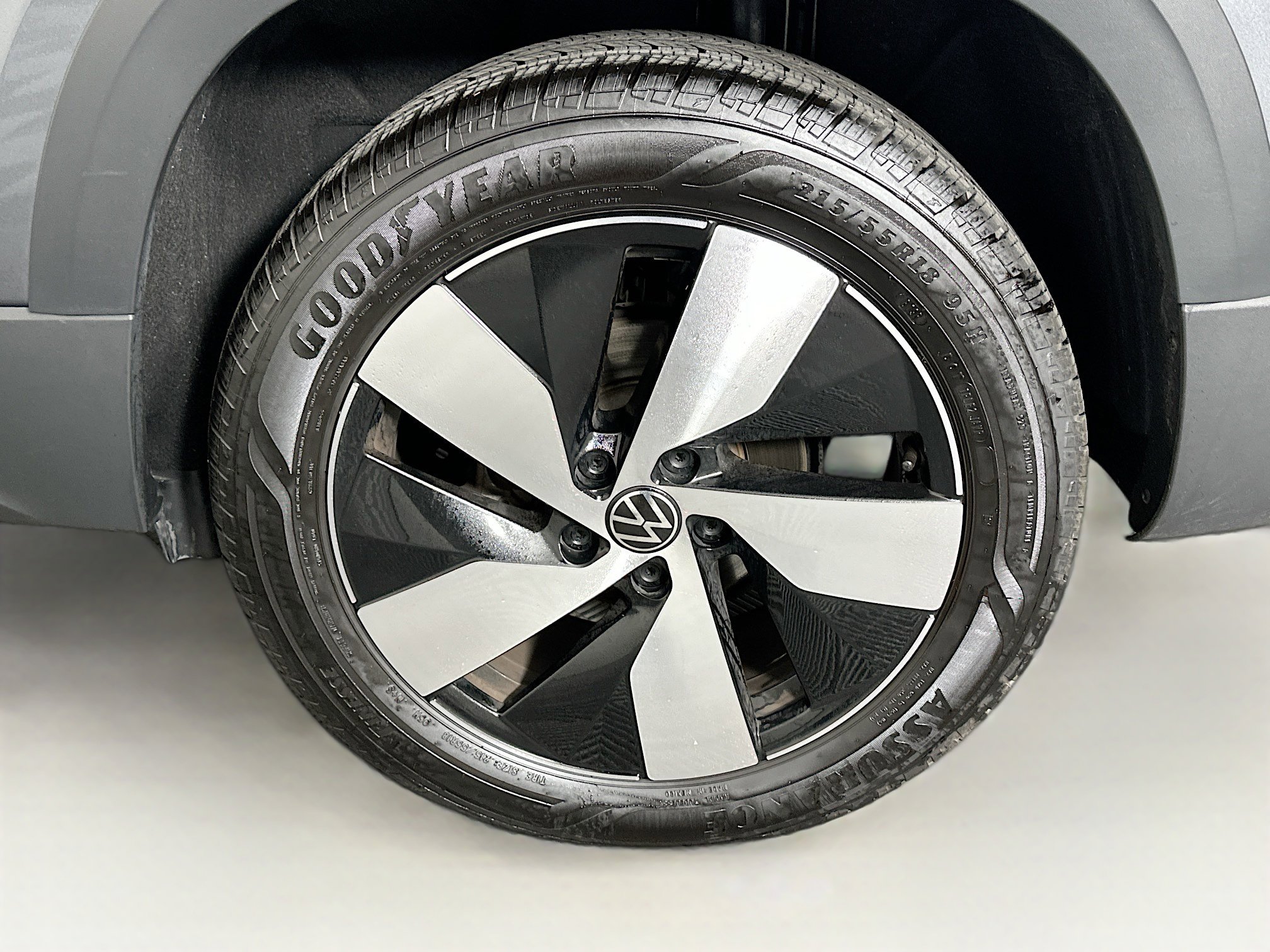 Used 2025 Volkswagen Taos S image 11