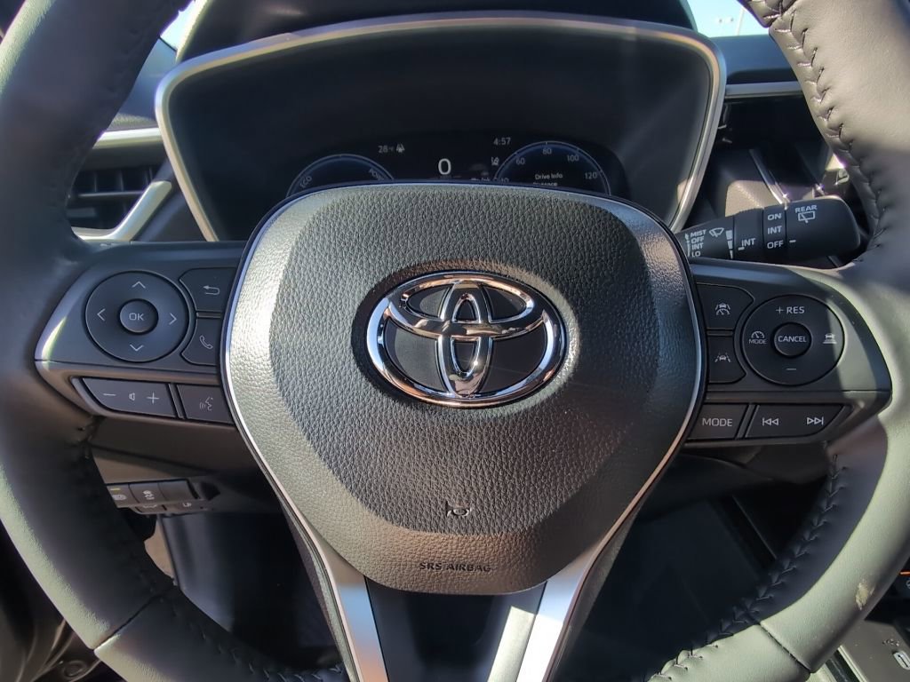 Used 2026 Toyota Corolla Cross XSE w/ Convenience Package image 11