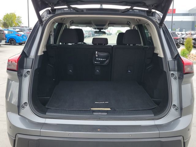 Used 2025 Nissan Rogue SV AWD/4WD image 14