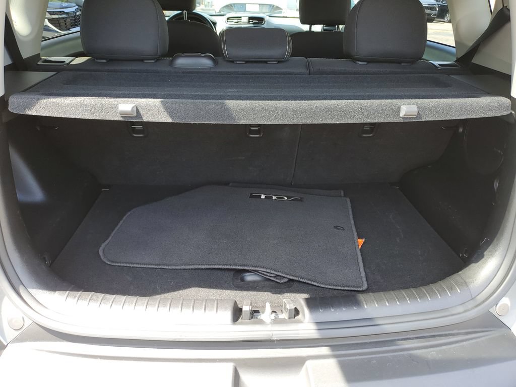 Used 2015 Kia Soul + w/ Audio Package FWD image 8