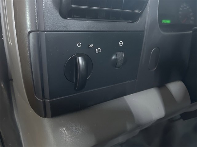 Used 2005 Ford F250 XL image 37