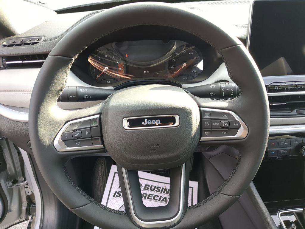 New 2026 Jeep Compass Limited image 12