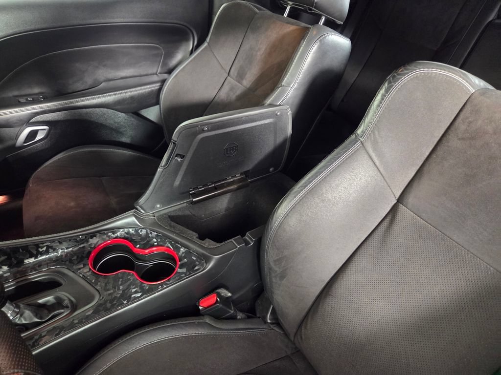 Used 2018 Dodge Challenger R/T Plus RWD image 21