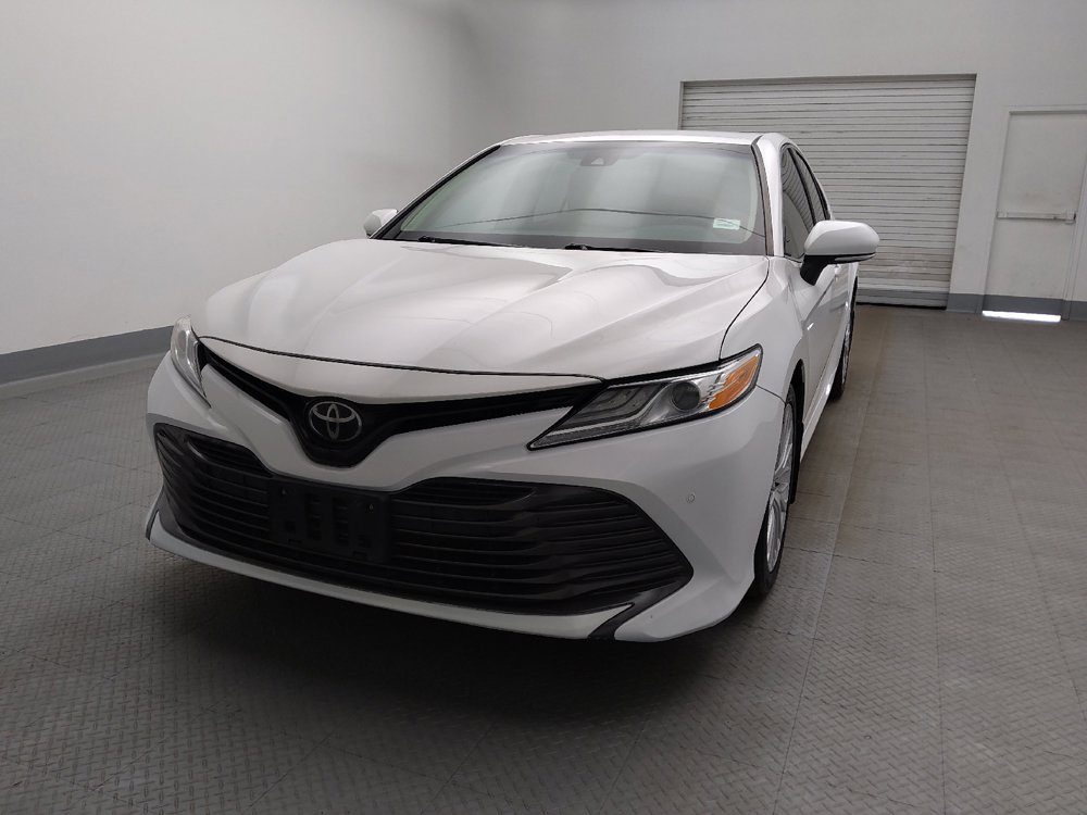 Used 2018 Toyota Camry XLE FWD image 15