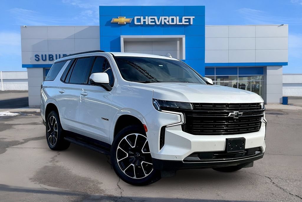 Used 2024 Chevrolet Tahoe RST w/ Luxury Package AWD/4WD image 2