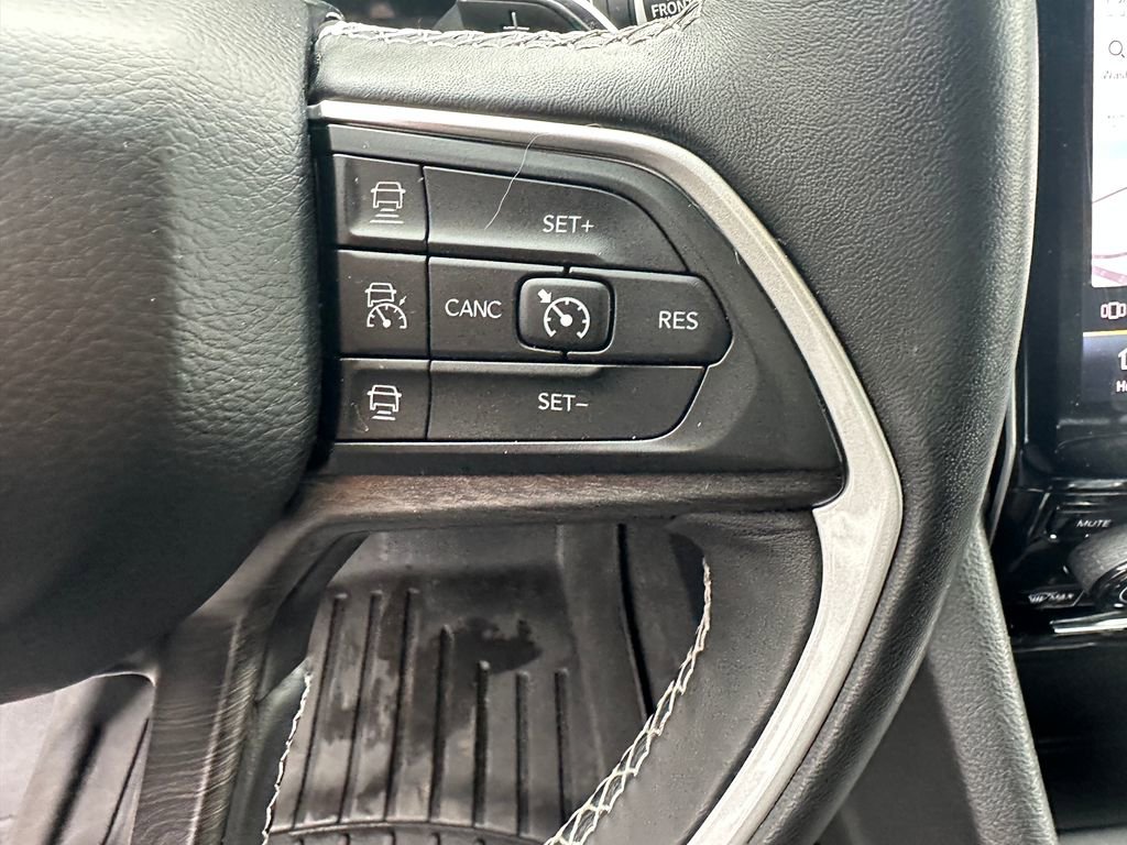 Used 2021 Jeep Grand Cherokee L Limited image 22