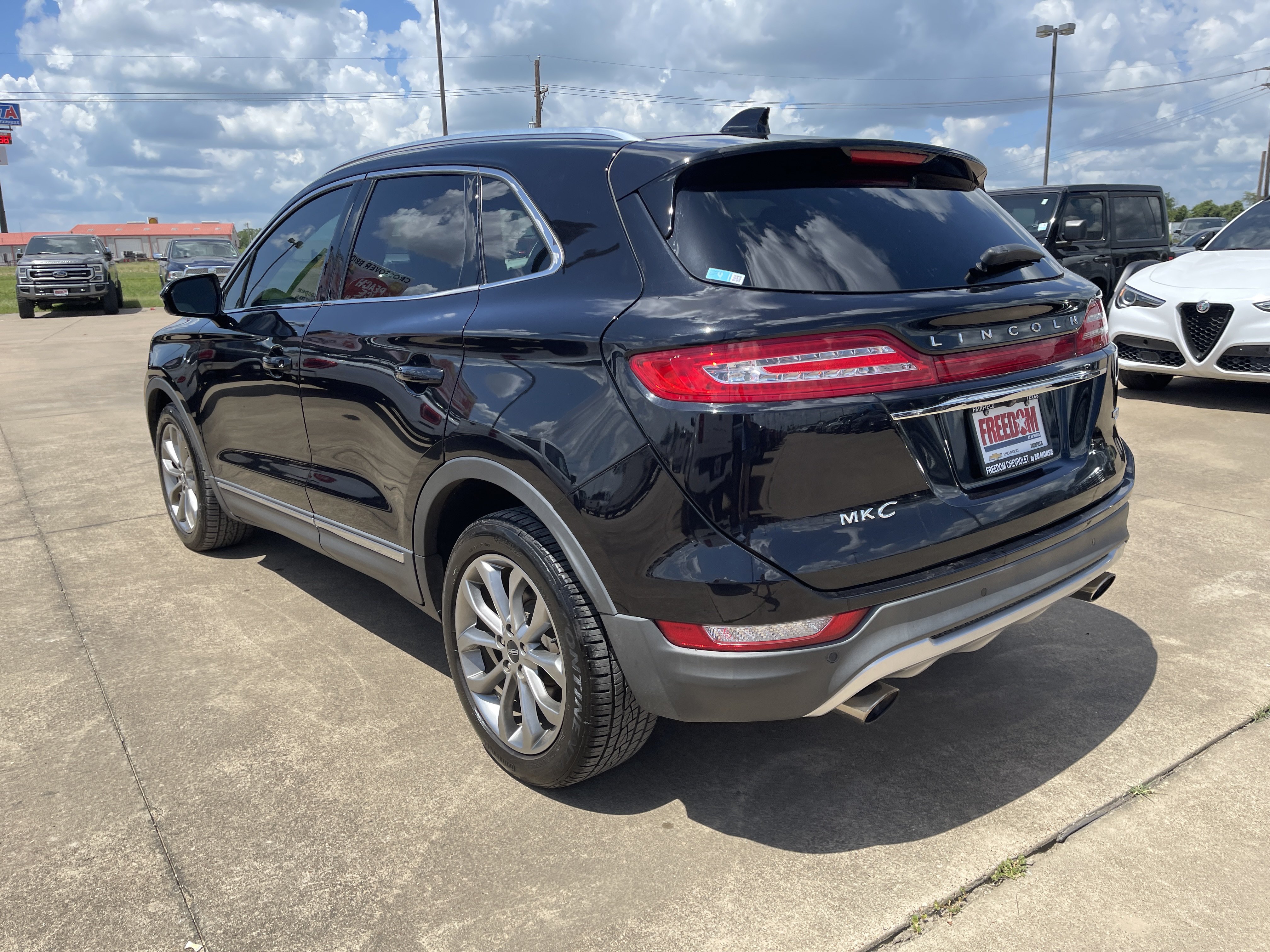 Used 2019 Lincoln MKC Select w/ Select Plus Package FWD image 6