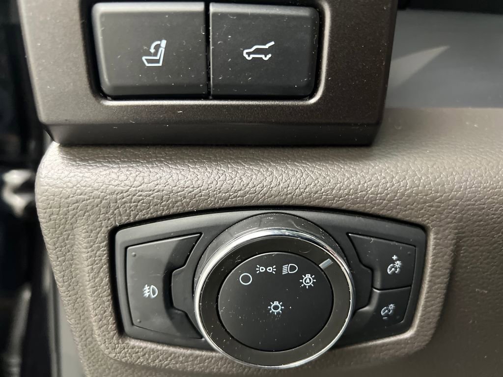 Used 2021 Ford Expedition Limited w/ Cargo Package RWD image 56