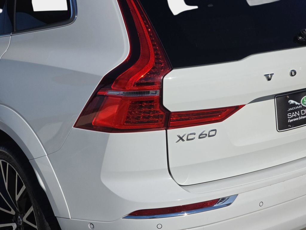 Used 2018 Volvo XC60 T6 Inscription w/ Luxury Seat Package image 38