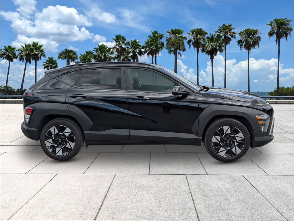 Used 2024 Hyundai Kona SEL image 11