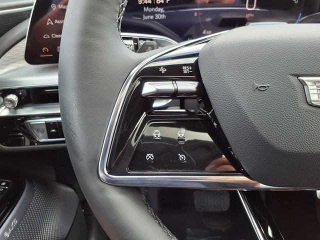 New 2025 Cadillac Lyriq Luxury w/ LPO, Floor Liner Package image 34