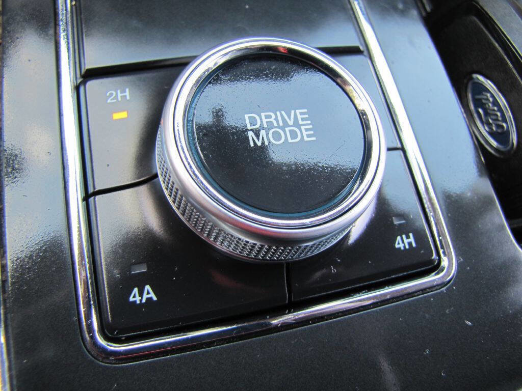 Used 2024 Ford Expedition Max XLT image 38