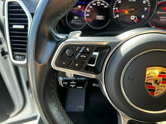 Used 2019 Porsche Cayenne image 26