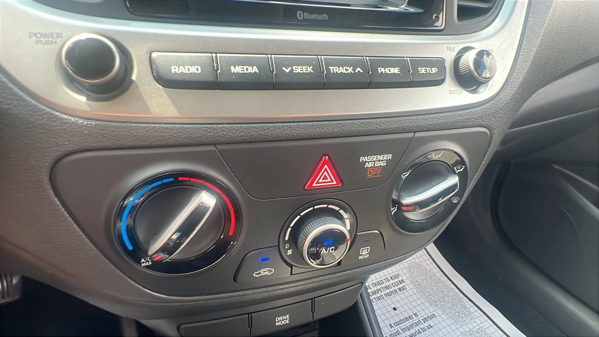 Used 2018 Hyundai Accent SE FWD image 17