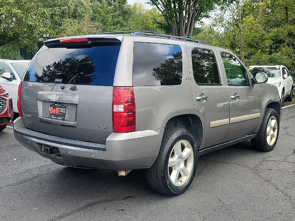 Used 2008 Chevrolet Tahoe LTZ w/ LTZ Preferred Equipment Group AWD/4WD image 12