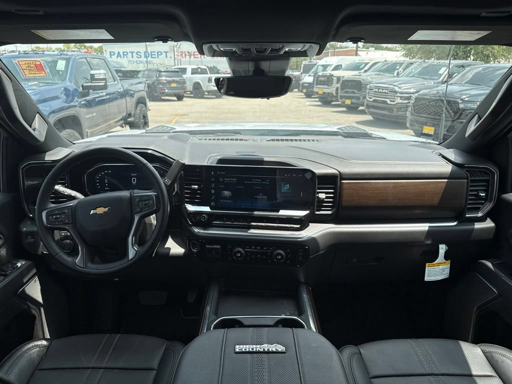 Used 2026 Chevrolet Silverado 3500 High Country w/ High Country Premium Package AWD/4WD image 16