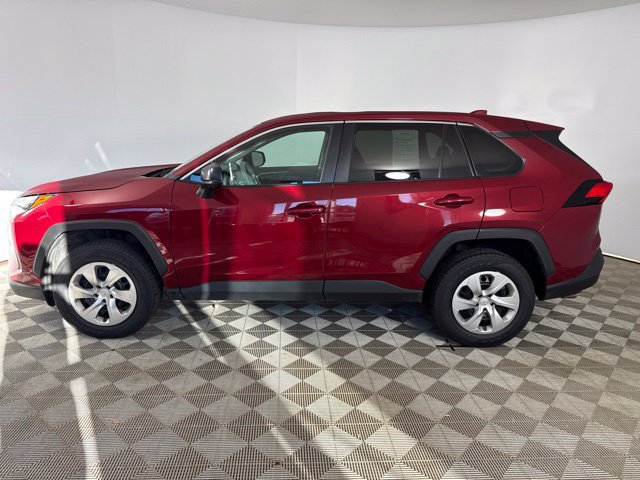 Certified 2023 Toyota RAV4 LE AWD/4WD image 4