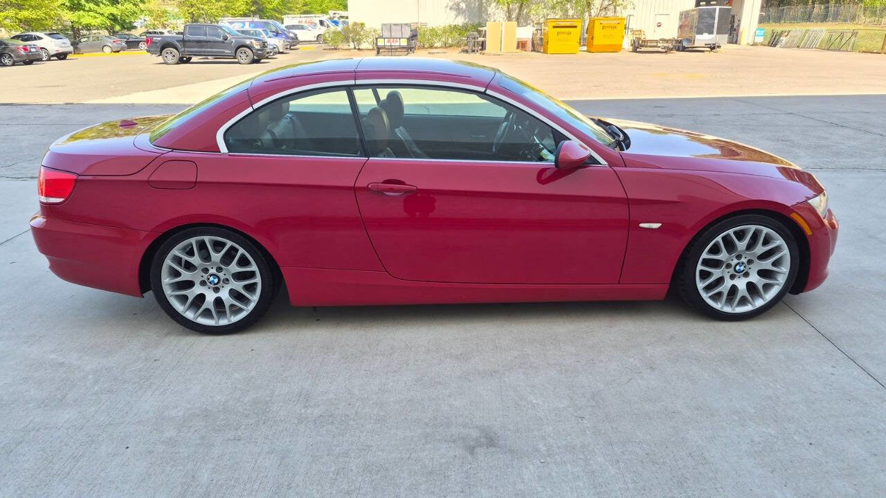 Used 2009 BMW 328i Convertible image 7