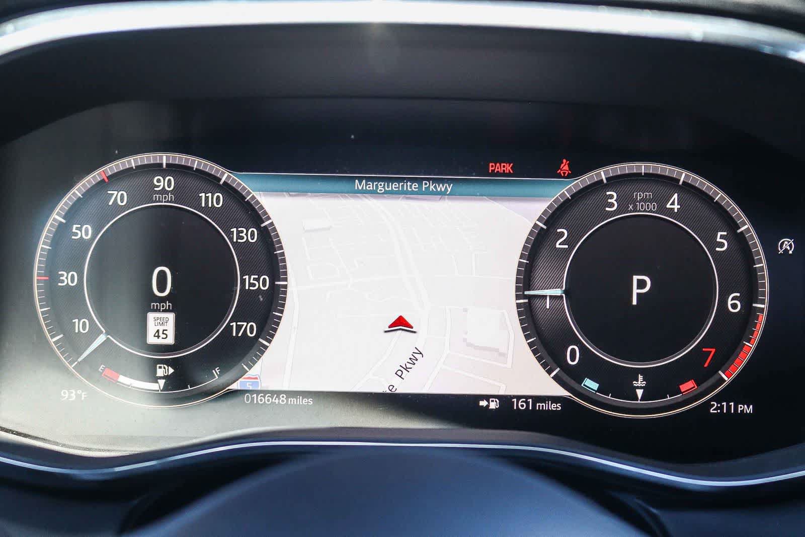 Used 2024 Jaguar XF R-Dynamic SE RWD image 25
