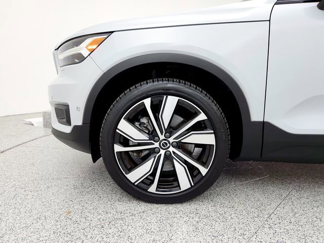 Certified 2022 Volvo XC40 P8 Recharge Plus image 17