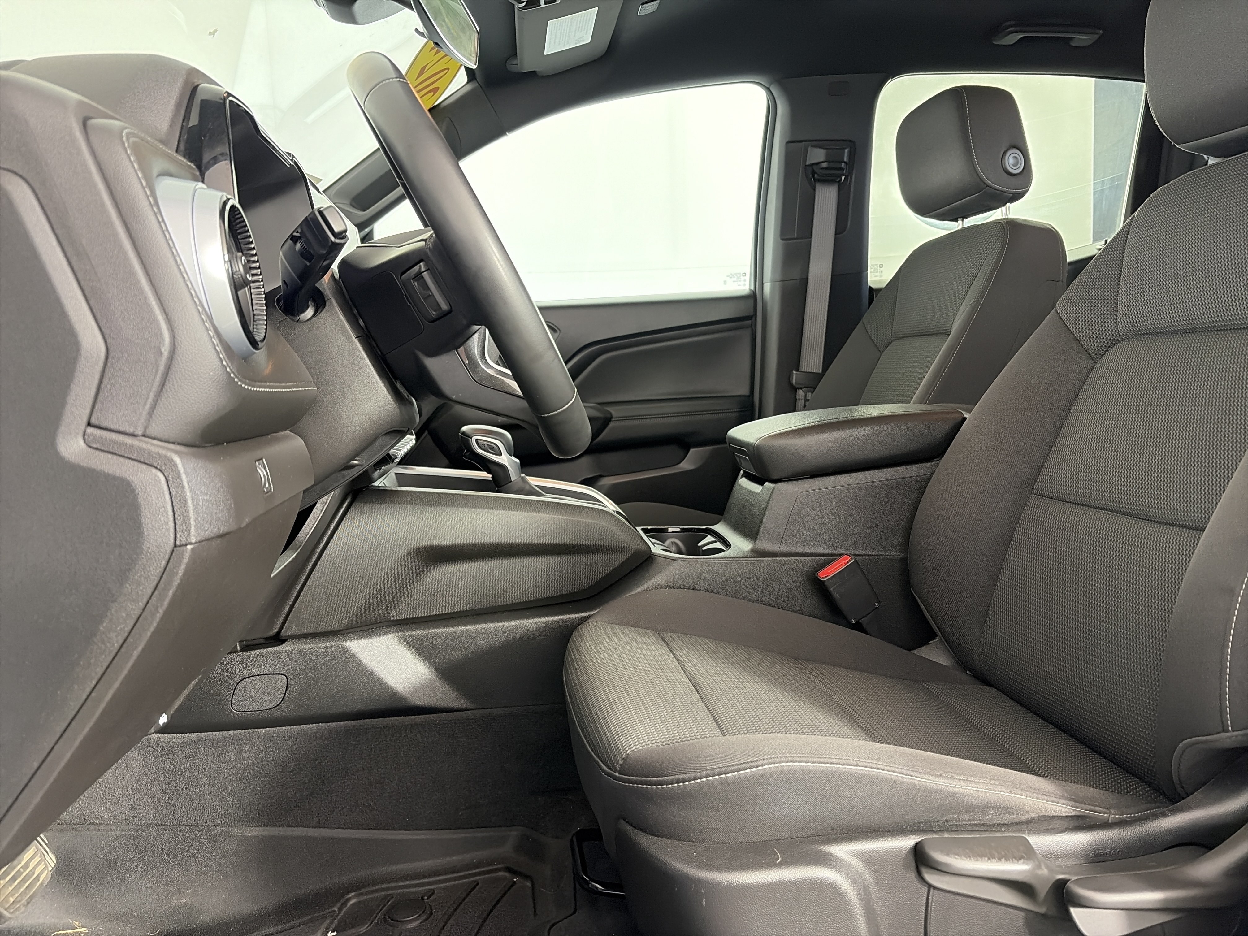 Certified 2024 Chevrolet Colorado LT w/ LT Convenience Package AWD/4WD image 6