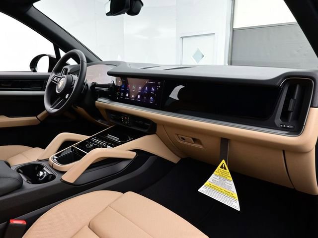 New 2026 Porsche Cayenne image 18