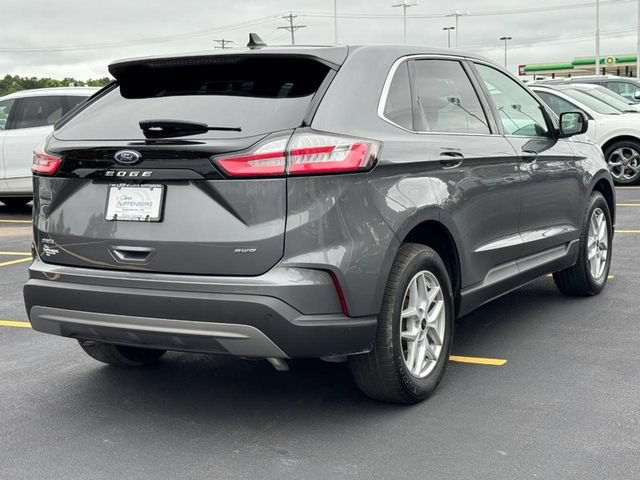Used 2024 Ford Edge SEL w/ Convenience Package AWD/4WD image 3