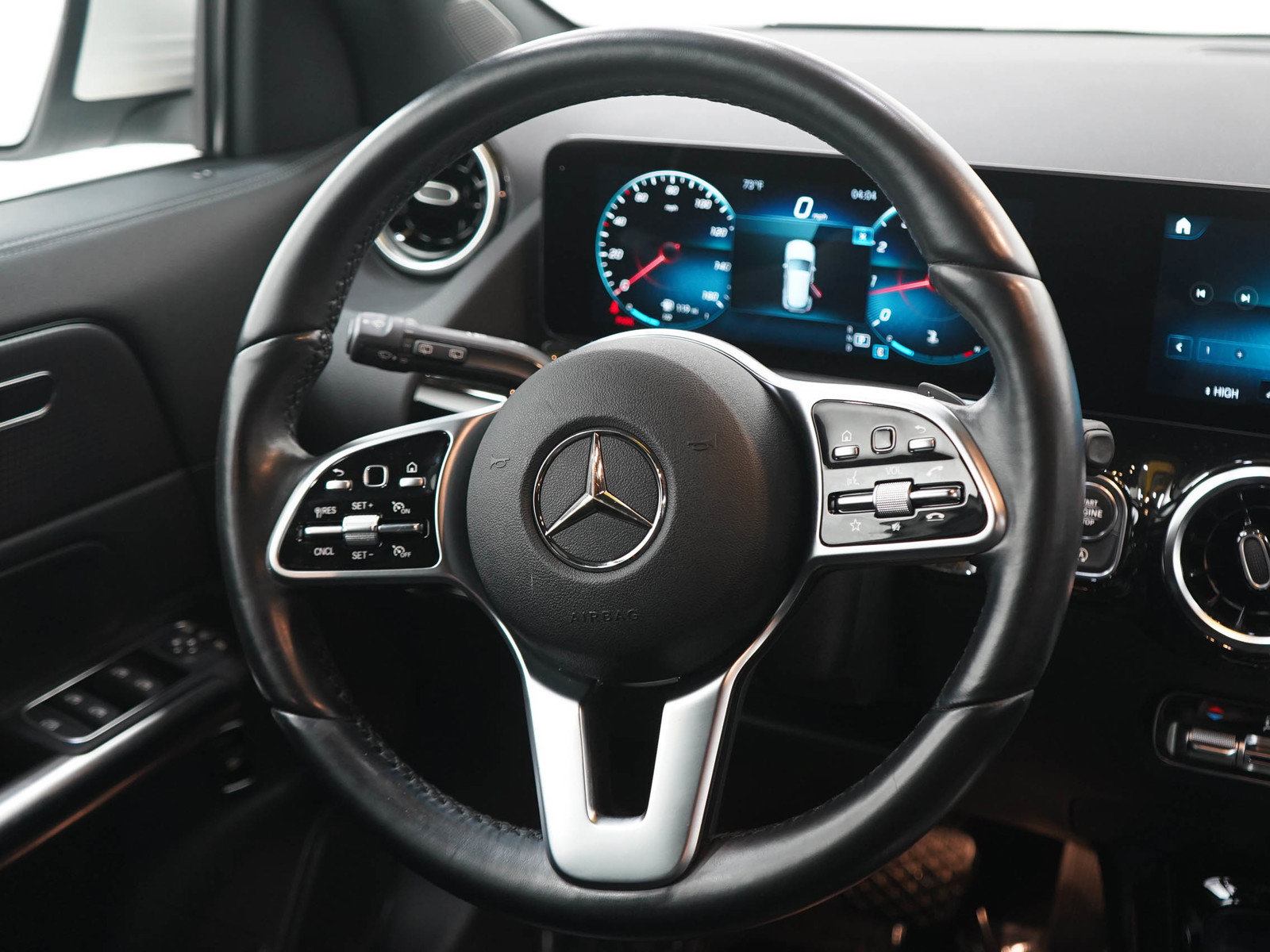 Used 2022 Mercedes-Benz GLA 250 4MATIC image 14