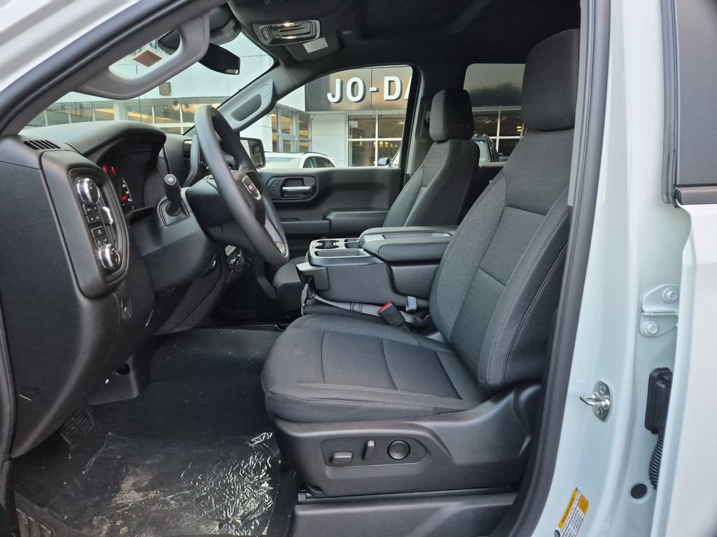 New 2026 GMC Sierra 1500 Pro w/ Graphite Edition AWD/4WD image 18
