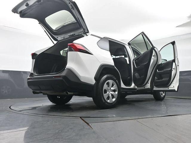 Used 2023 Toyota RAV4 LE AWD/4WD image 49
