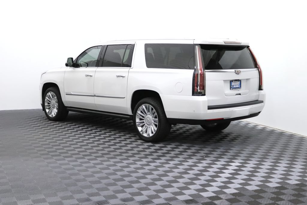 Used 2019 Cadillac Escalade ESV Platinum AWD/4WD image 5