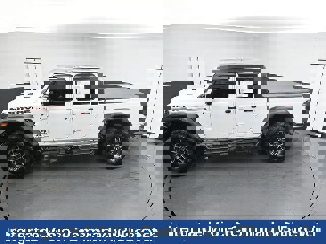 Used 2024 Jeep Gladiator Mojave w/ Technology Group image 22