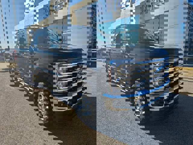 New 2026 Ford F250 XLT w/ XLT Premium Package image 2