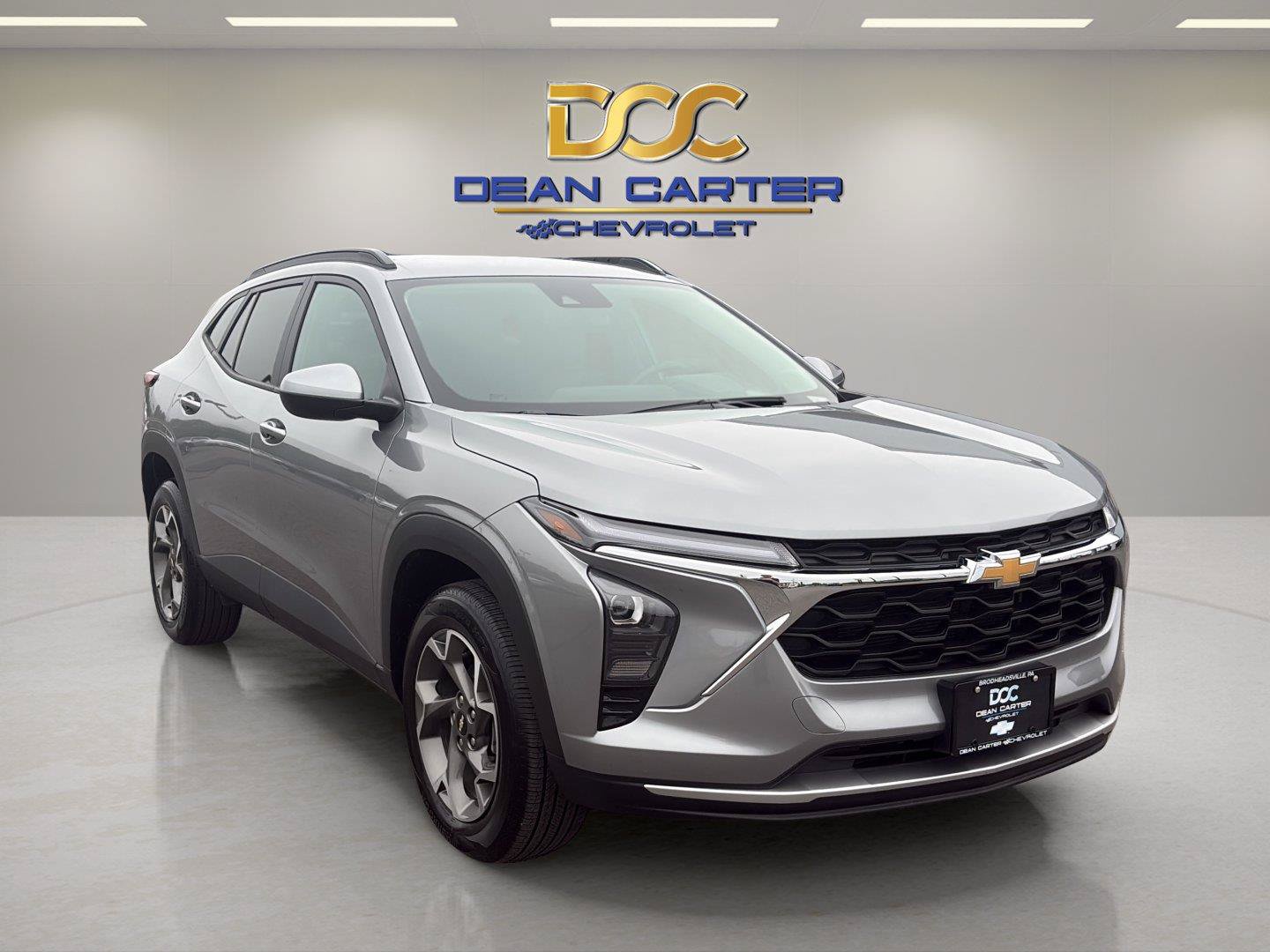 Used 2025 Chevrolet Trax LT w/ LT Convenience Package FWD image 7