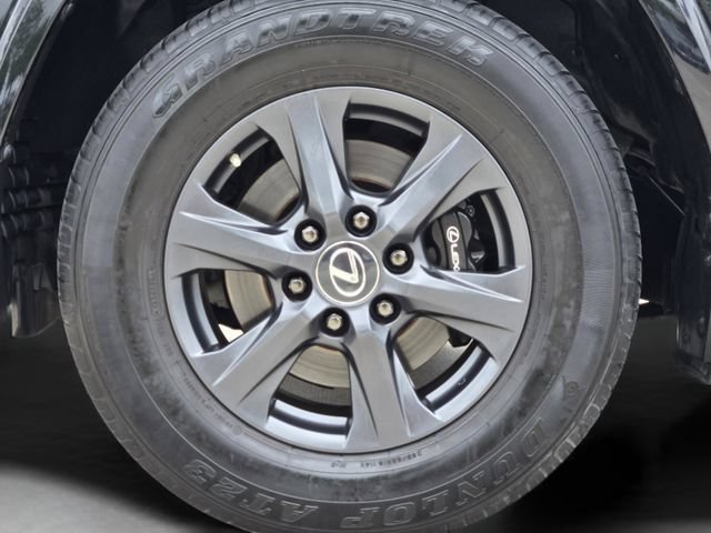 Used 2023 Lexus LX 600 4WD w/ Appearance Package image 41
