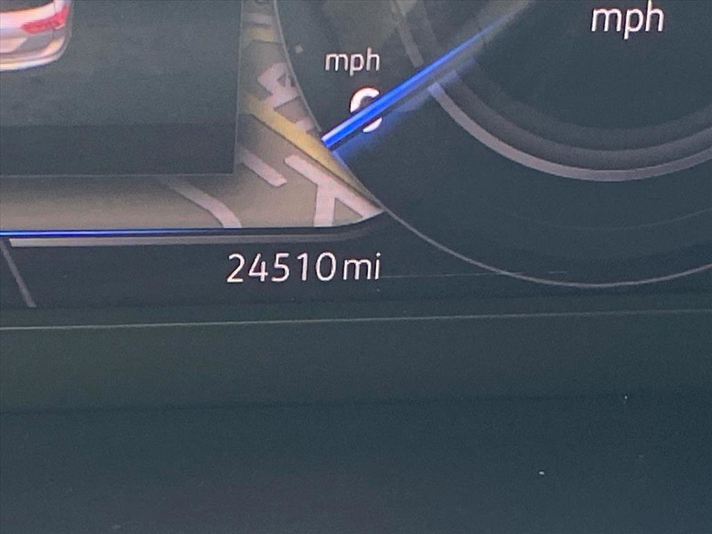 Certified 2024 Volkswagen Tiguan SEL R-Line image 13