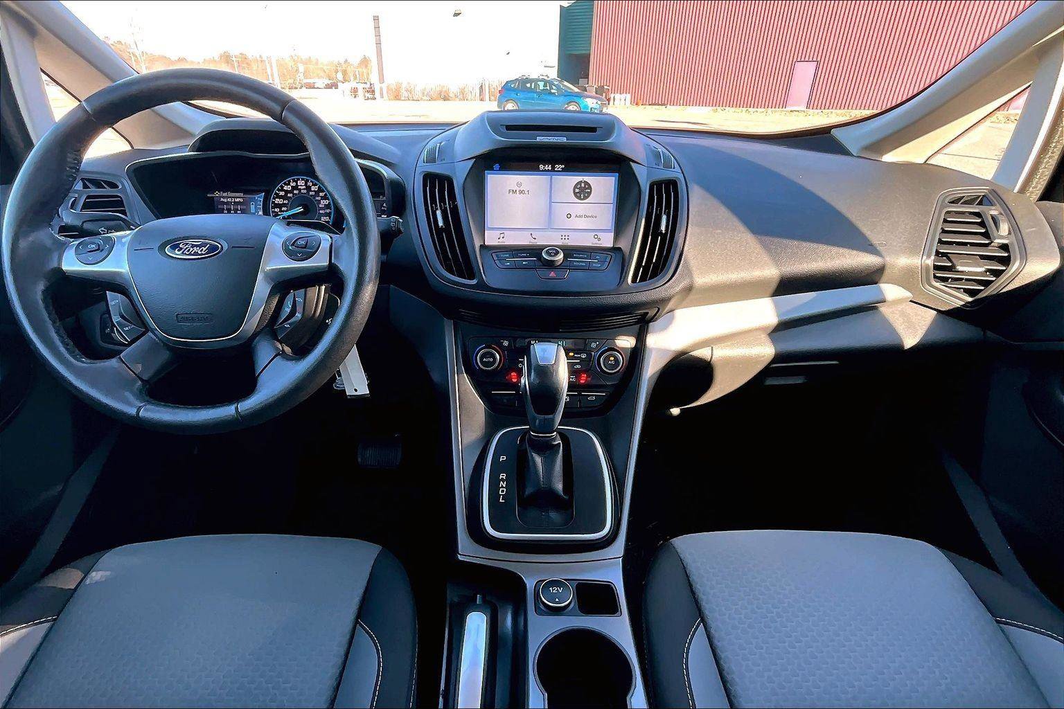 Used 2017 Ford C-MAX Energi SE w/ Equipment Group 401A image 15