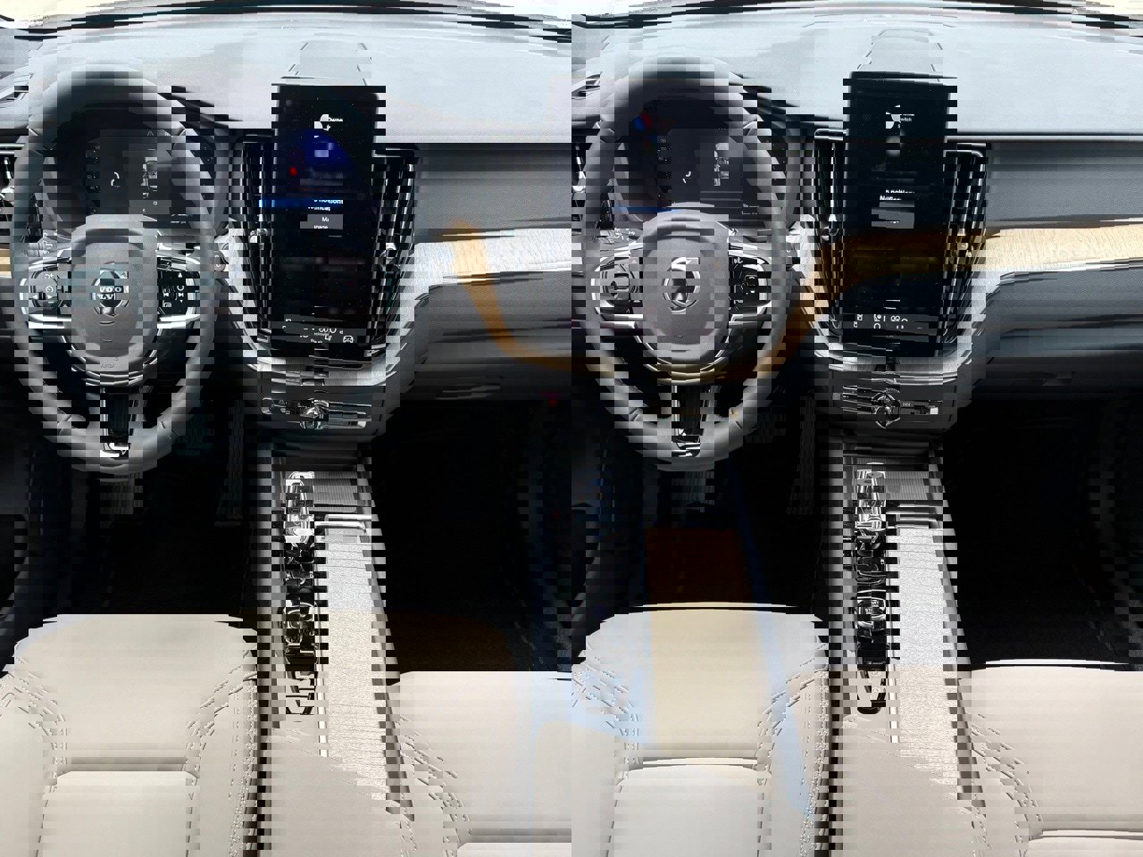 New 2026 Volvo XC60 B5 Plus w/ Protection Package Premier image 11