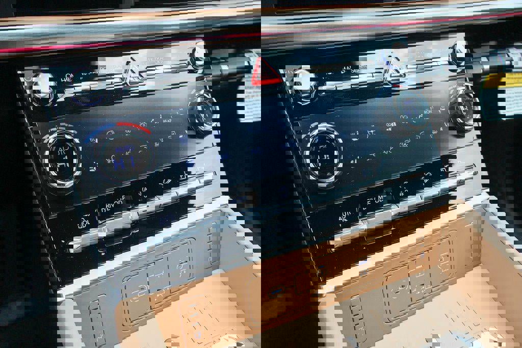 New 2026 Hyundai Santa Fe Calligraphy image 23