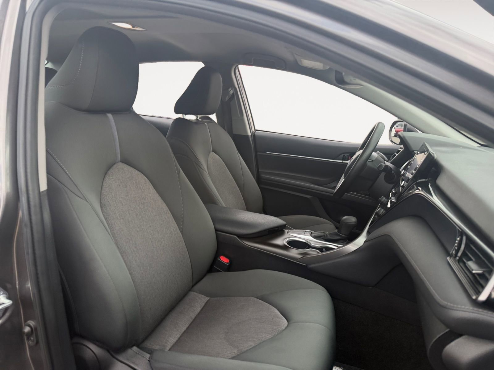 Certified 2022 Toyota Camry LE w/ Convenience Package FWD image 15