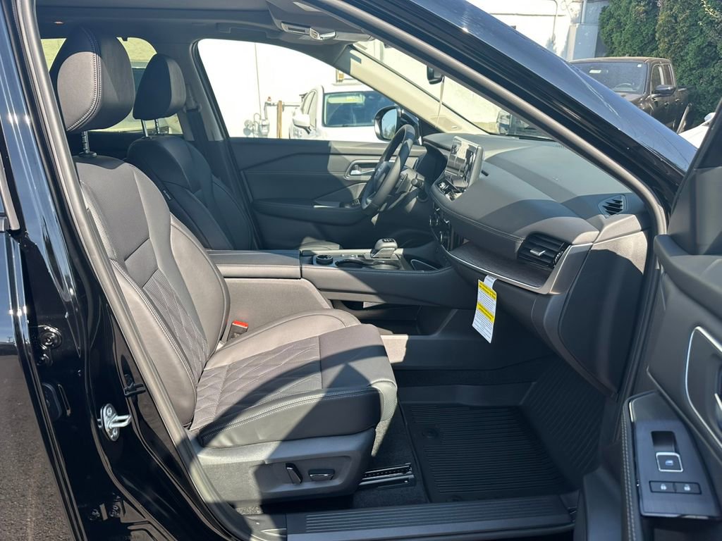 New 2026 Nissan Rogue Platinum w/ Platinum Premium Package AWD/4WD image 21