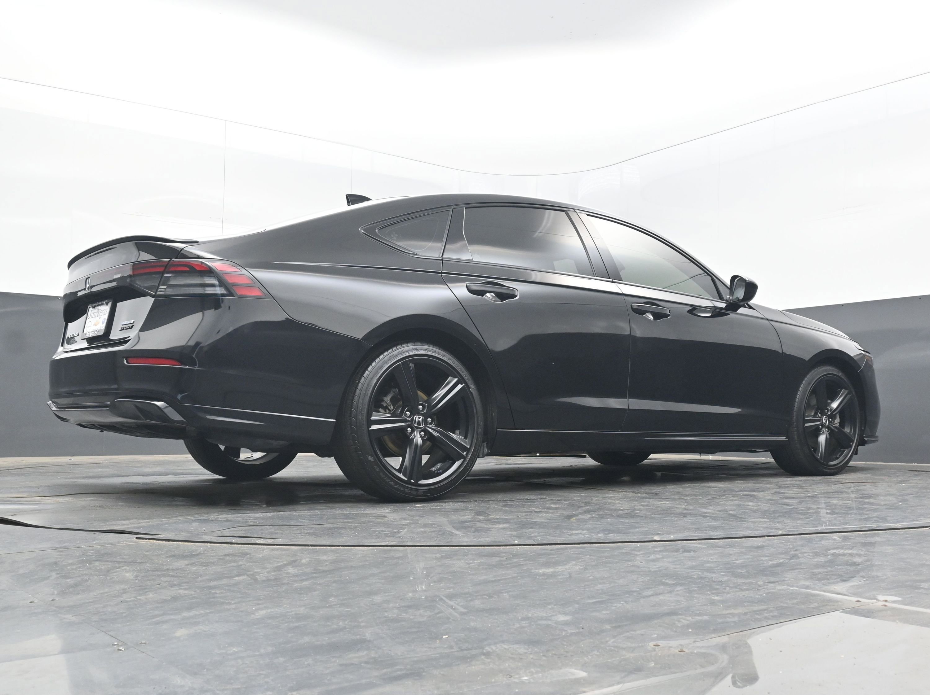 Used 2023 Honda Accord Sport image 28