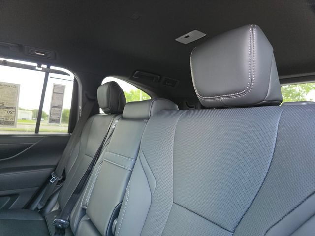 New 2026 Lexus LX 700h Luxury AWD/4WD image 18