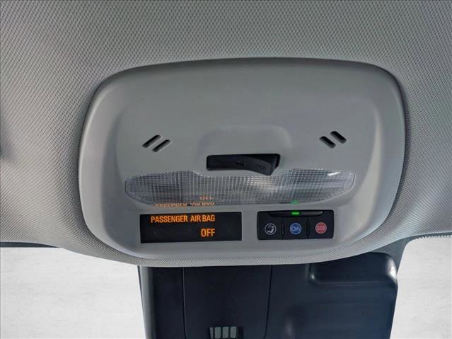 Used 2025 Chevrolet Trax LT FWD image 20