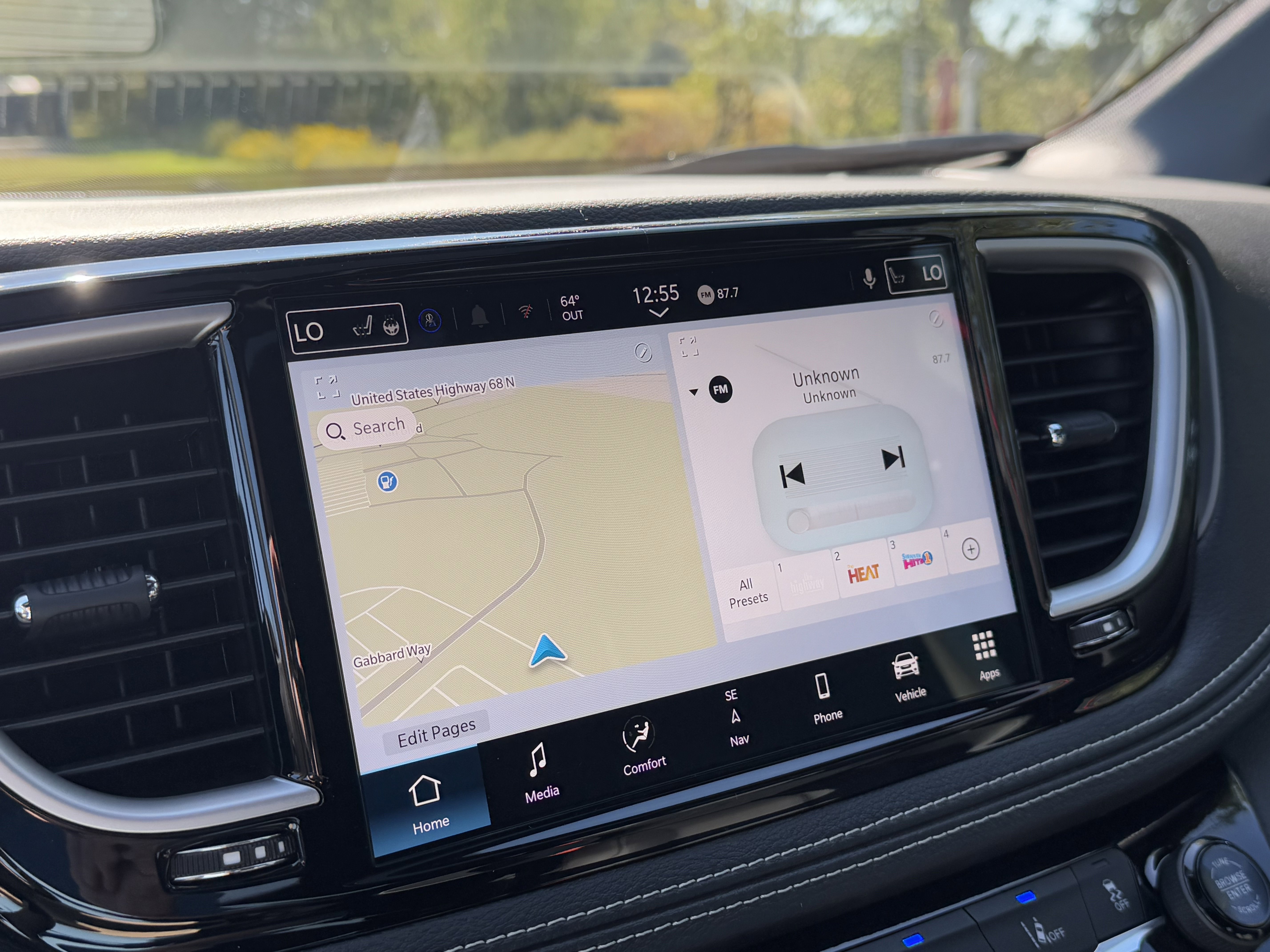 New 2026 Chrysler Pacifica Select image 17