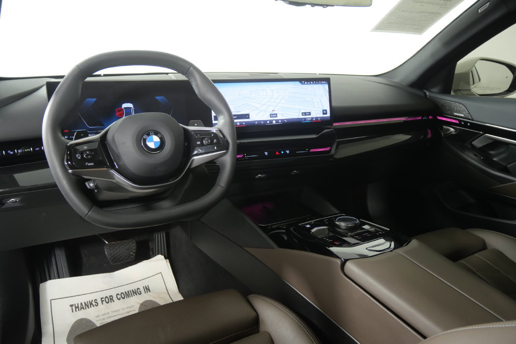 Used 2024 BMW 530i w/ Convenience Package RWD image 17